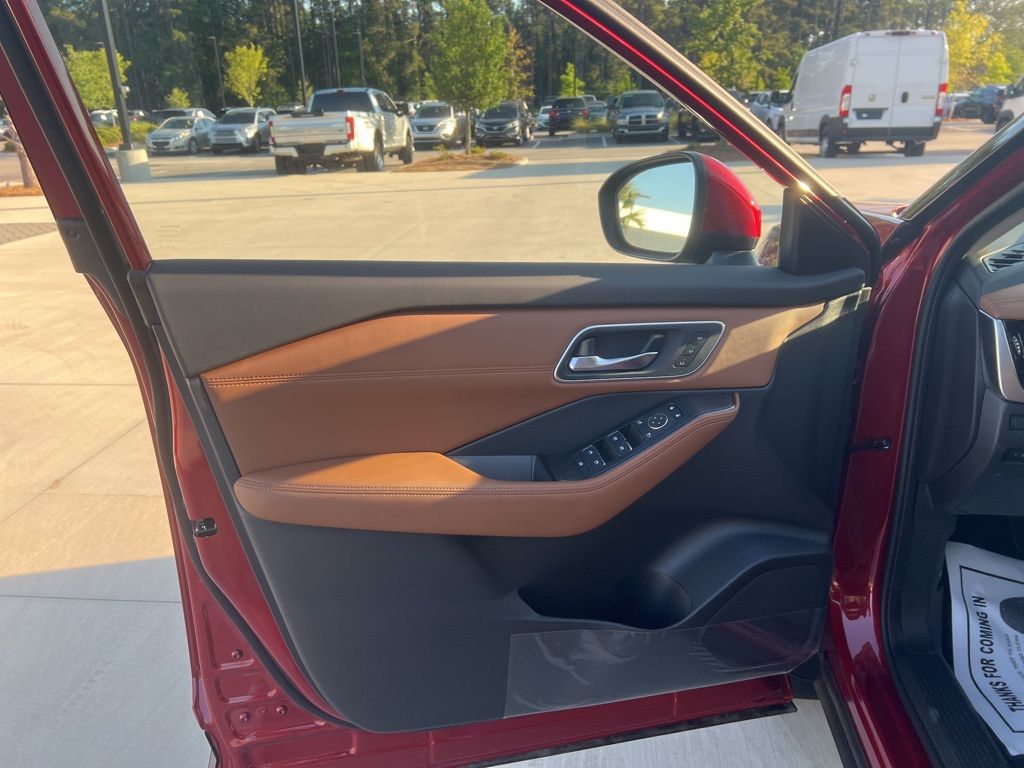 2025 Scarlet Ember Tintcoat Nissan Rogue Platinum FWD SUV