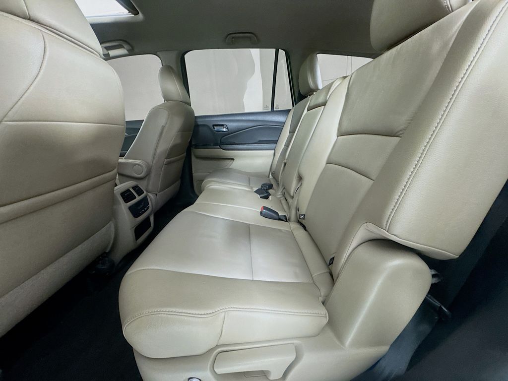 Used Car 2016 Honda Pilot  Ex-l For Sale Under $15,000 In Austin, Texas