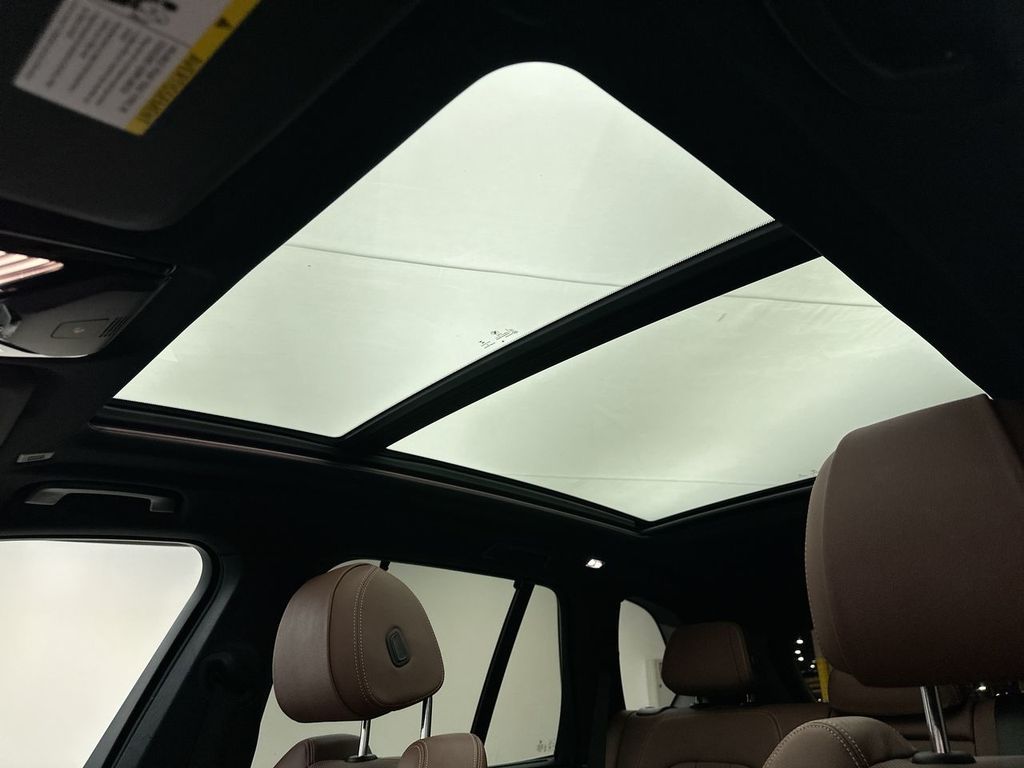 Thumbnail: 2020 BMW X5 - 11