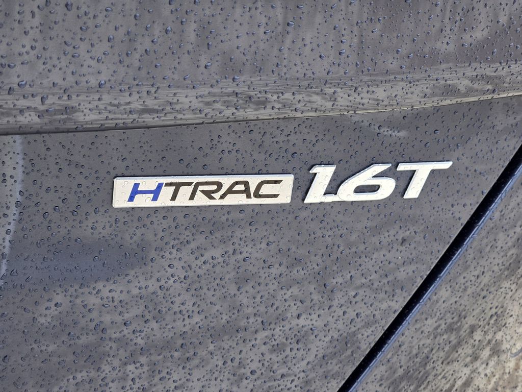 2024 Hyundai Kona Limited - 8