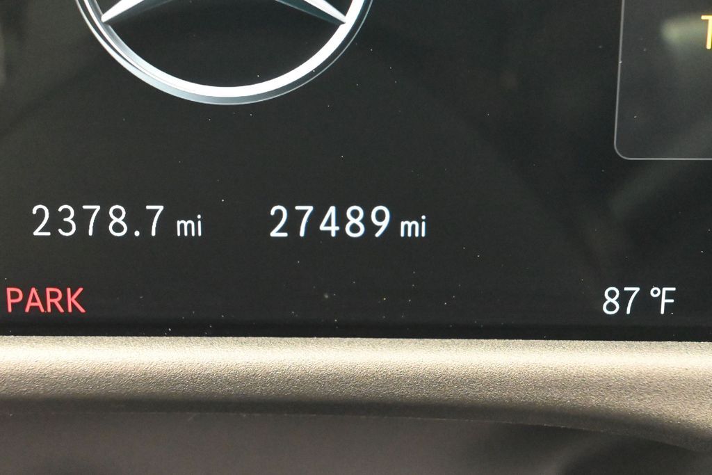Used 2025 White Mercedes-Benz E 350 image 38