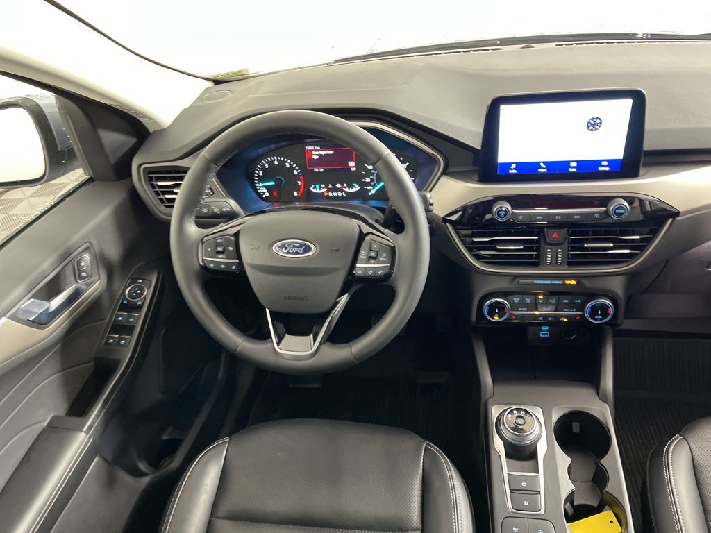 2022 Ford Escape SEL 5