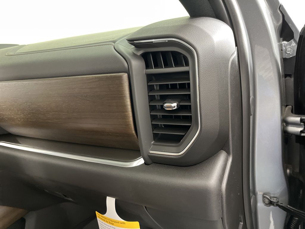 2025 Chevrolet Silverado 2500 High Country 21