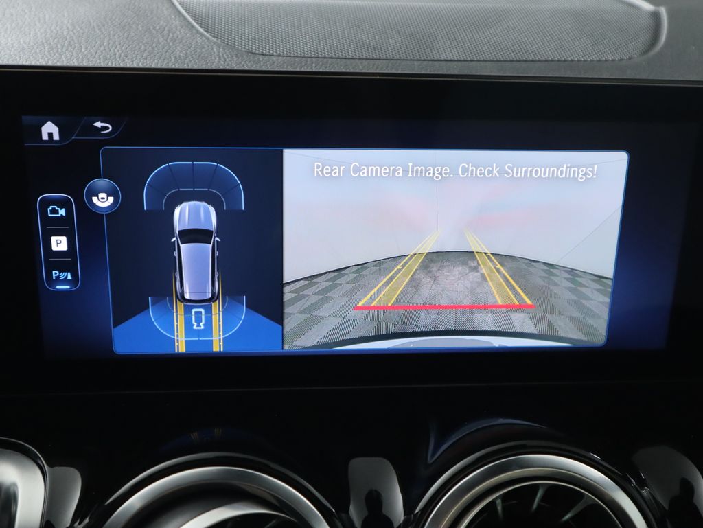 Thumbnail: 2026 Mercedes-Benz GLB - 16