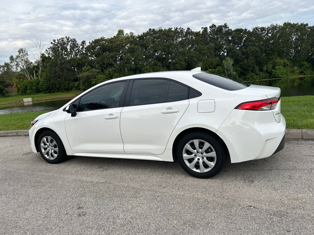 Thumbnail: 2024 Toyota Corolla - 3