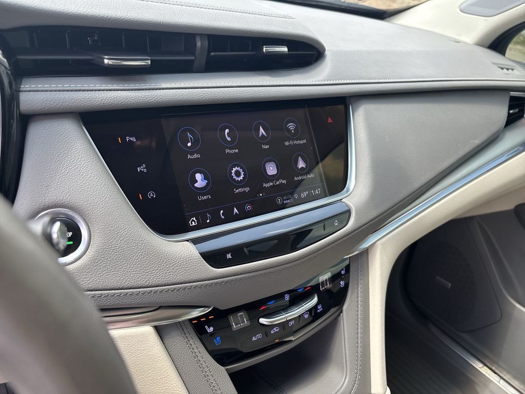 Used 2022 Cadillac XT5 SUV
