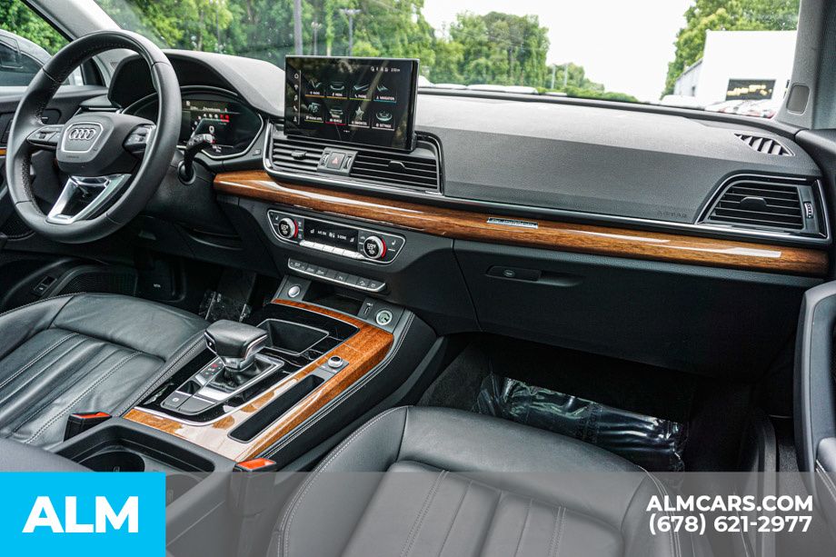 2023 Audi Q5 45 S line Premium photo 9