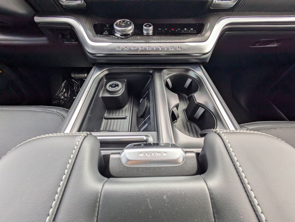 2027 Ford Expedition Max 