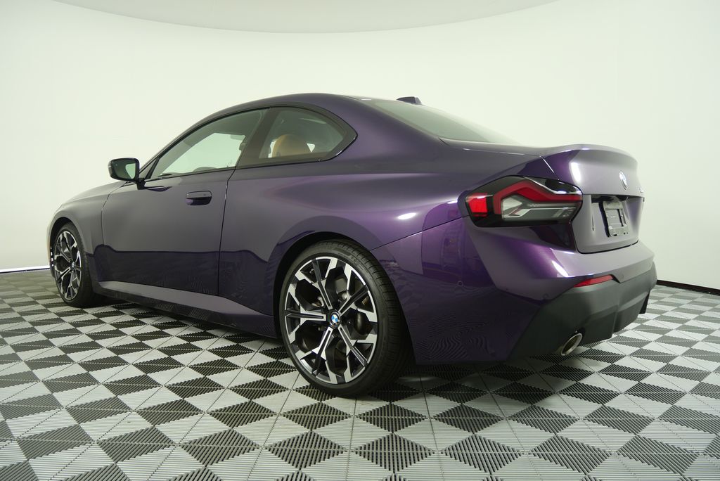 Thumbnail: 2025 BMW 2 Series - 5