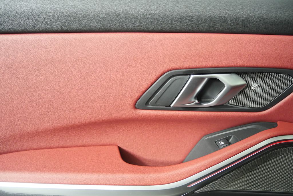 Thumbnail: 2026 BMW 3 Series - 13