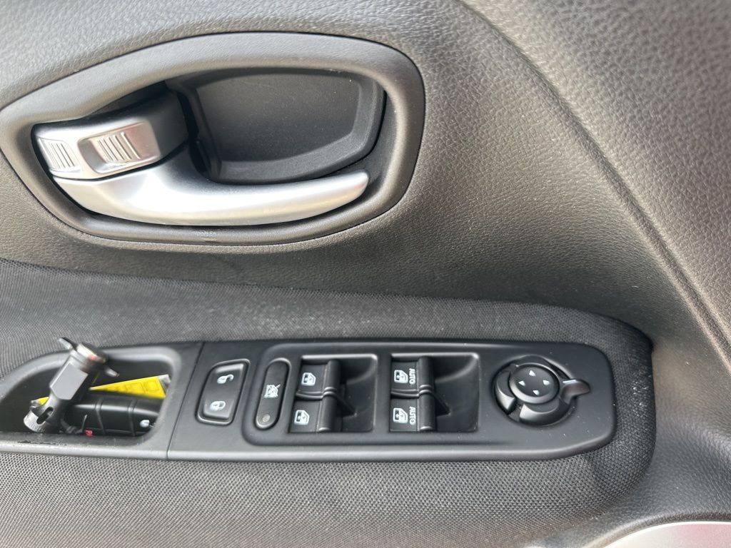 2019 Sting-Gray Clearcoat Jeep Renegade Sport FWD SUV