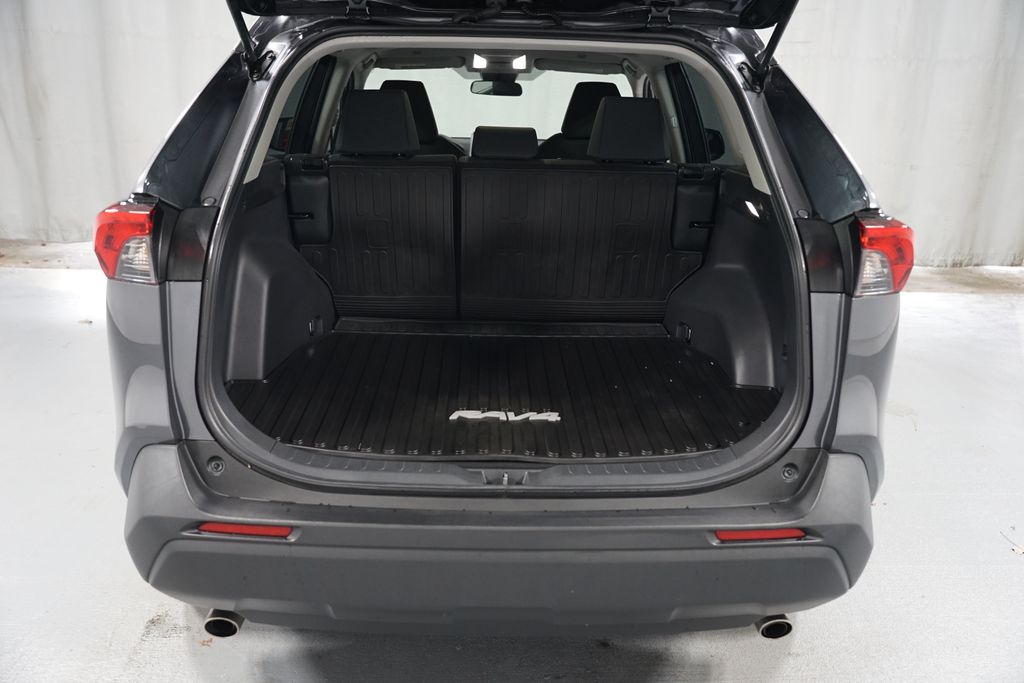 Thumbnail: 2023 Toyota RAV4 - 32