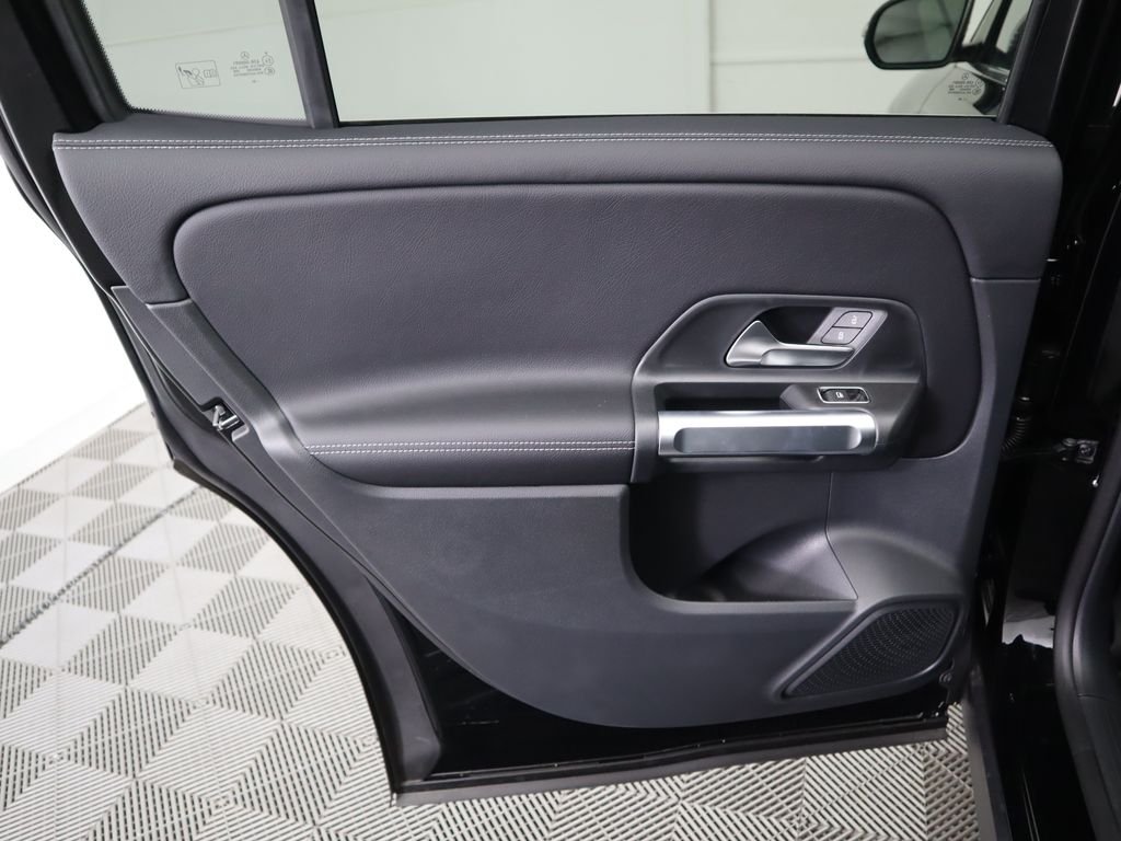 Thumbnail: 2025 Mercedes-Benz GLB - 26