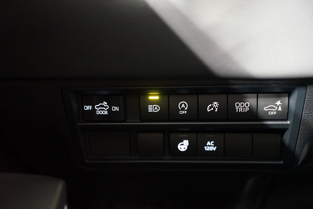 2025 Toyota Tundra Platinum 27