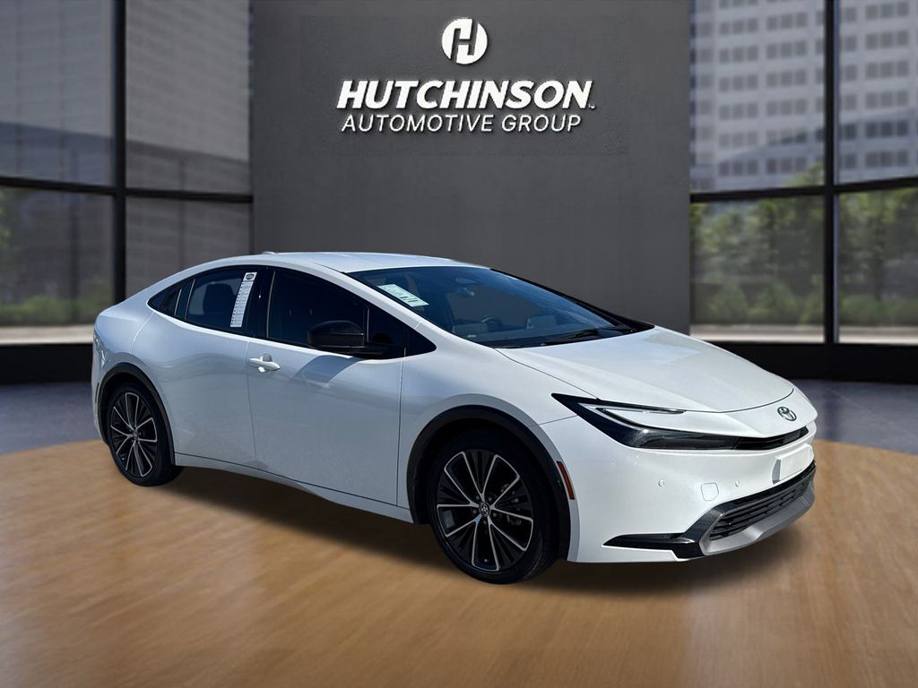 2023 Toyota Prius XLE FWD