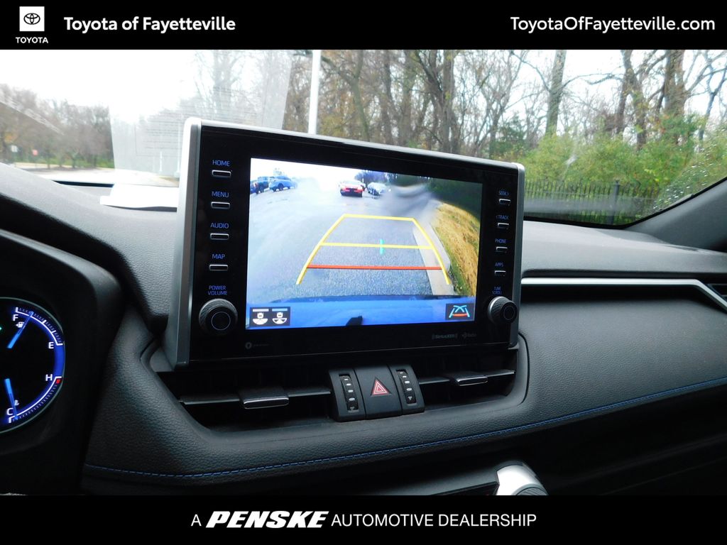 Thumbnail: 2022 Toyota RAV4 - 11