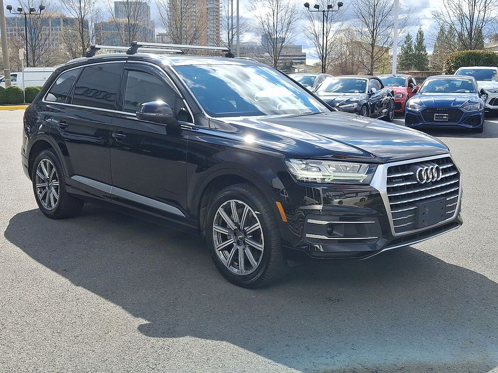 Thumbnail: 2017 Audi Q7 - 3