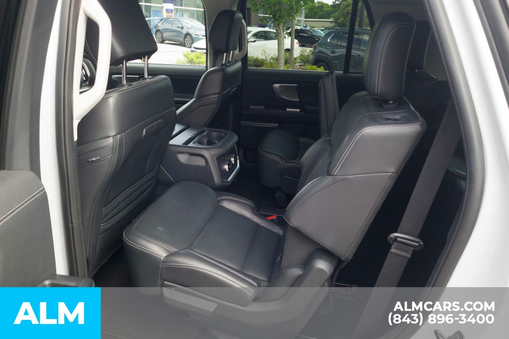 Used 2025 Silver Ford Platinum image 18