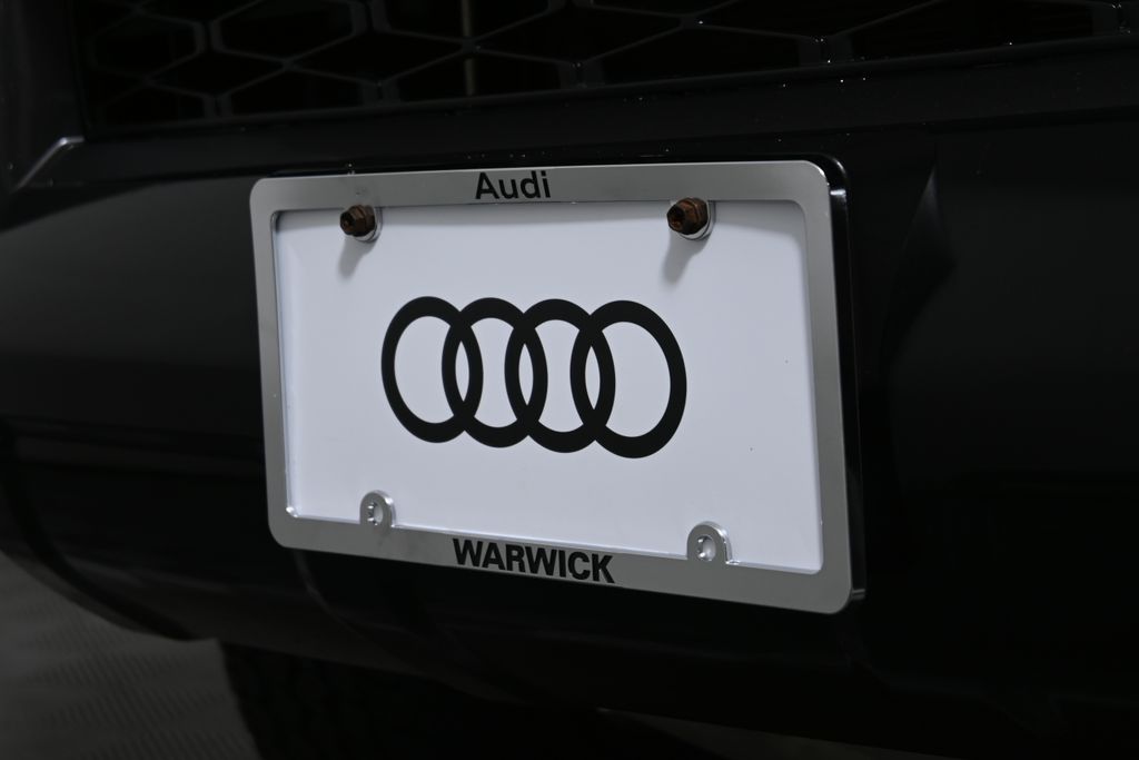 Thumbnail: 2016 Toyota 4Runner - 13