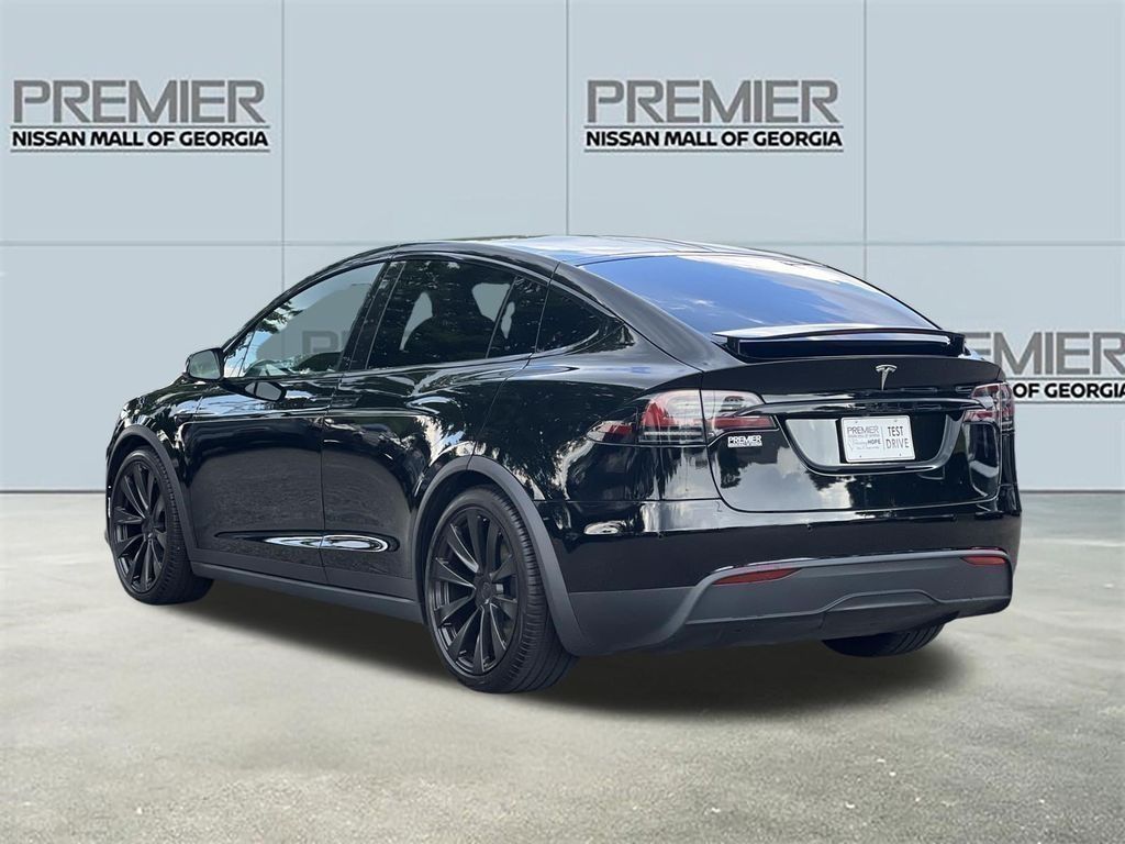 Used 2023  Tesla Standard Range image 20