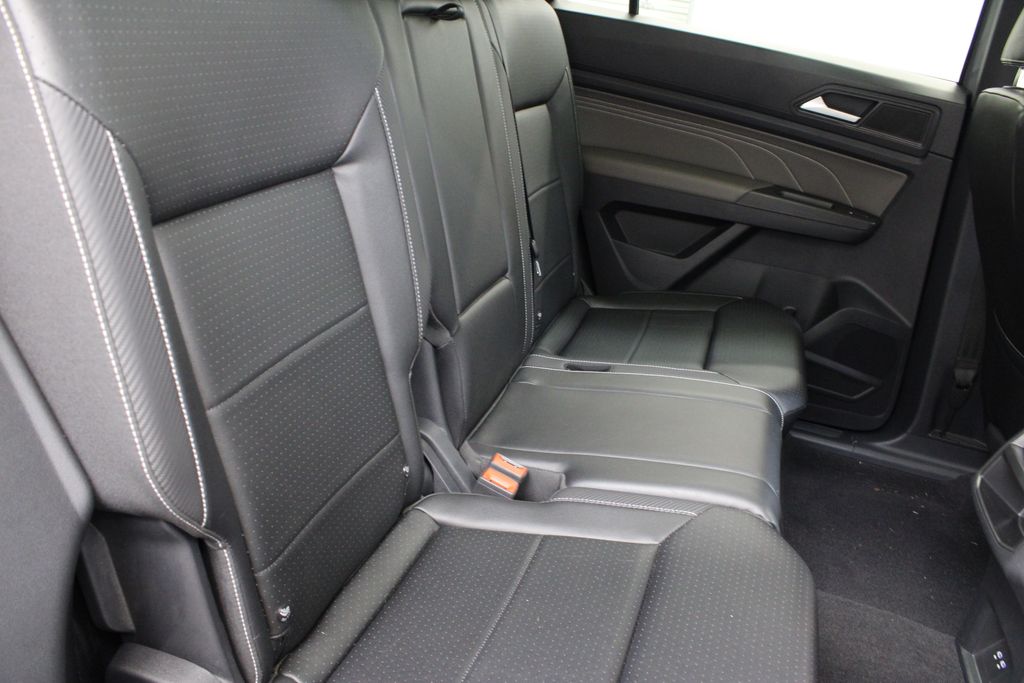 used 2022 Volkswagen Atlas Cross Sport car, priced at $27,499