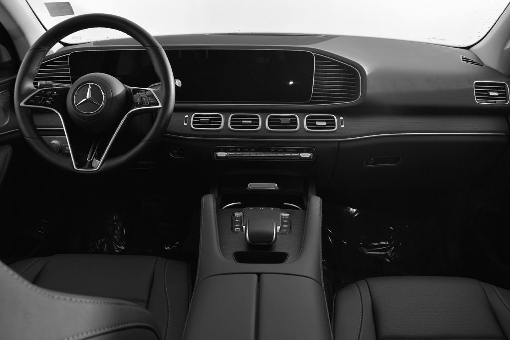 Thumbnail: 2026 Mercedes-Benz GLE - 14