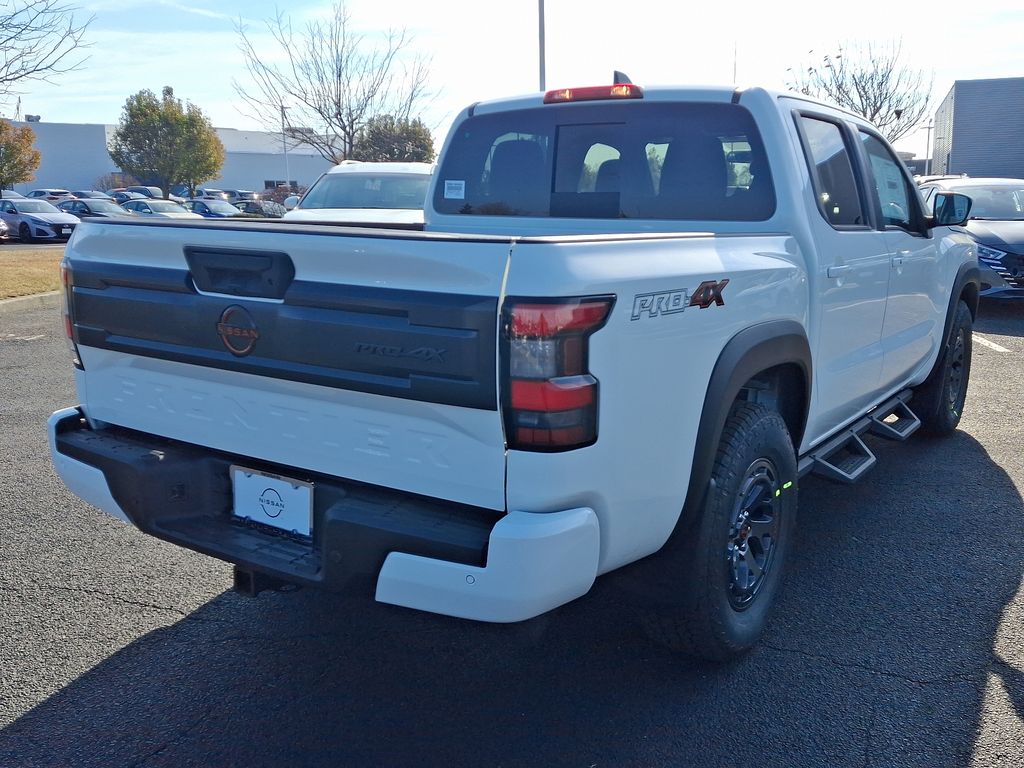 2025 Nissan Frontier PRO-4X 4