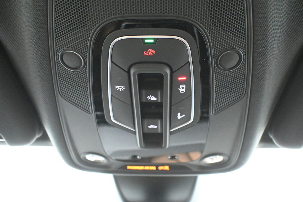 2025 Audi Q7  16