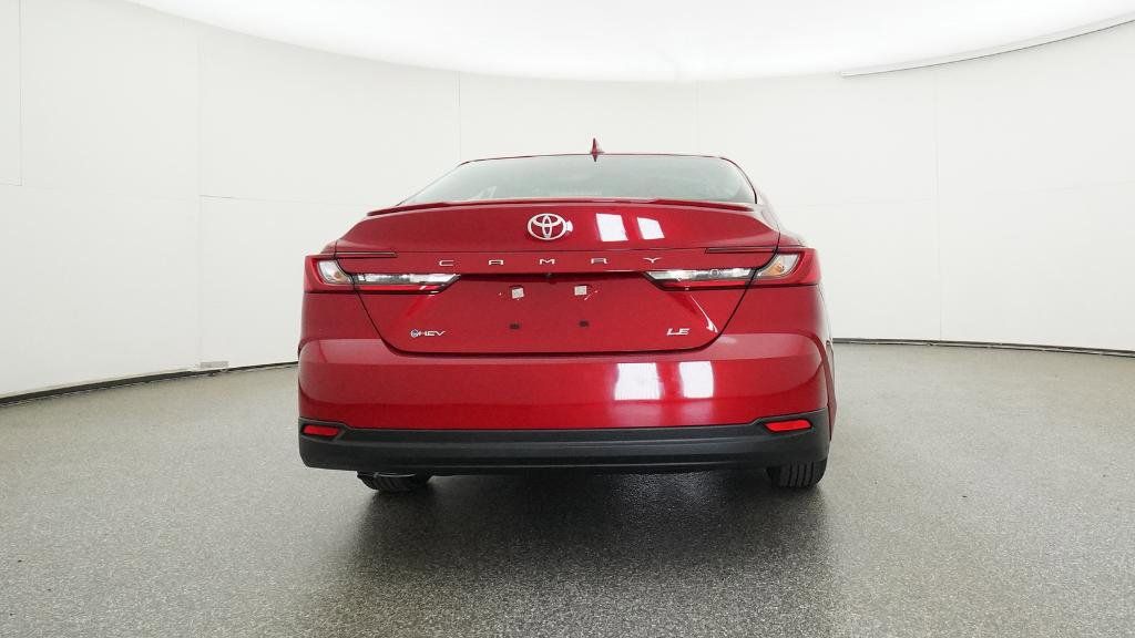 2025 Toyota Camry LE 12