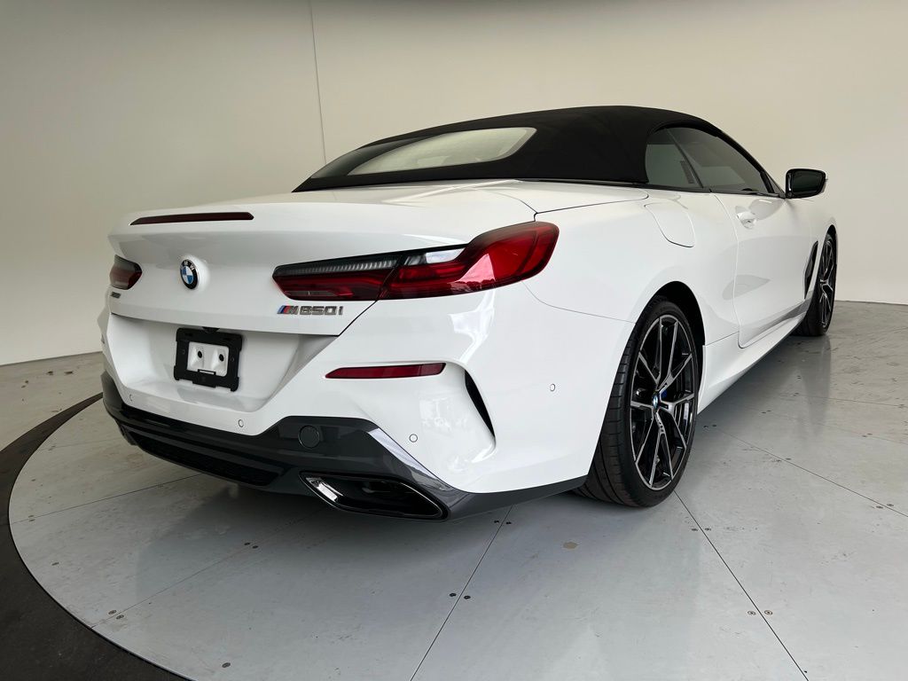 2022 BMW 8 Series M850i xDrive 6