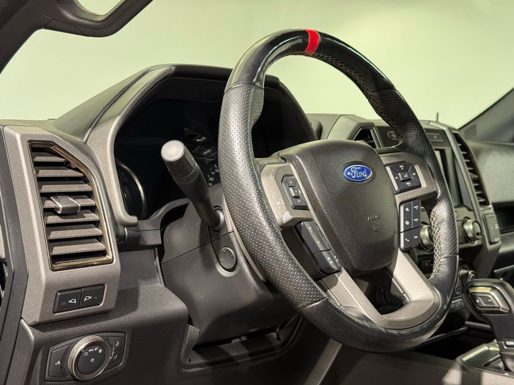 Thumbnail: 2018 Ford F-150 - 16