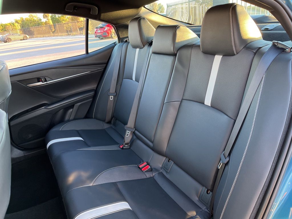 Thumbnail: 2025 Toyota Camry - 25