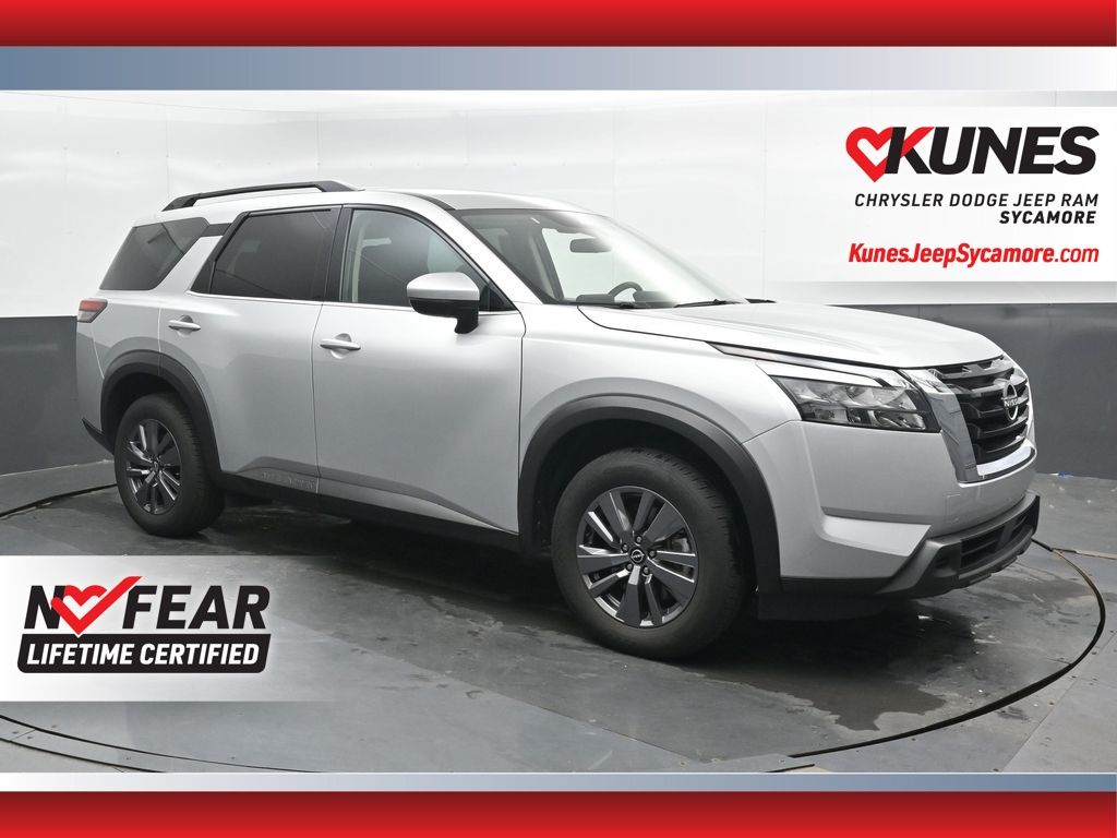 Brilliant Silver Metallic 2025 Nissan Pathfinder SUV / Crossover Front-Wheel Drive 9-Speed Automatic