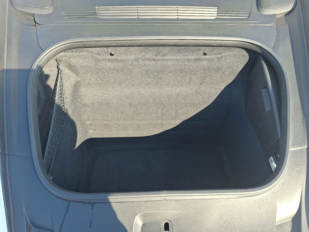 Thumbnail: 2024 Porsche 911 - 29