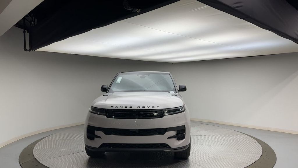 Thumbnail: 2024 Land Rover Range Rover Sport - 3