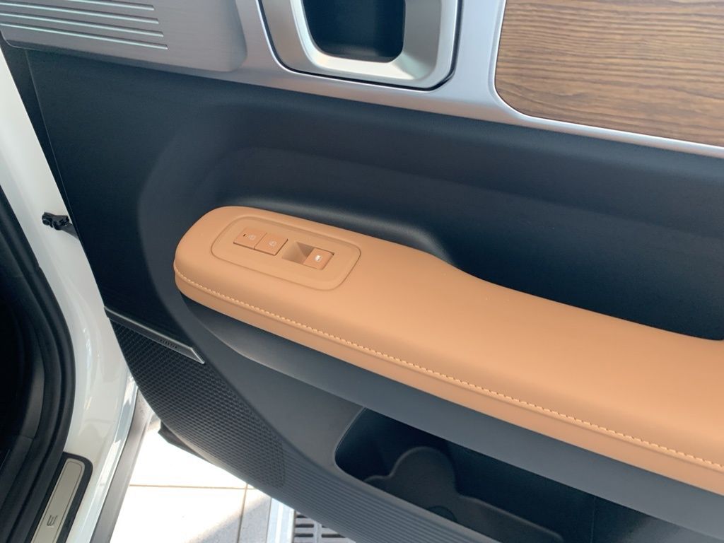 New 2026 White Hyundai Calligraphy image 22