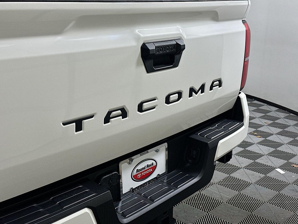 2024 Toyota Tacoma SR5 20