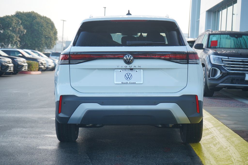 Thumbnail: 2026 Volkswagen Tiguan - 4