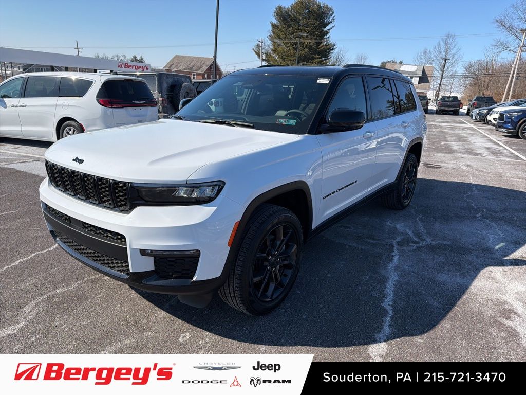 Bright White Clearcoat 2025 Jeep Grand Cherokee L SUV / Crossover Four-Wheel Drive 8-Speed Automatic