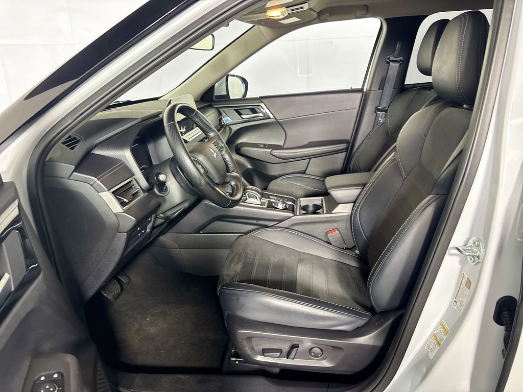 2024 Mitsubishi Outlander PHEV SE Ralliart