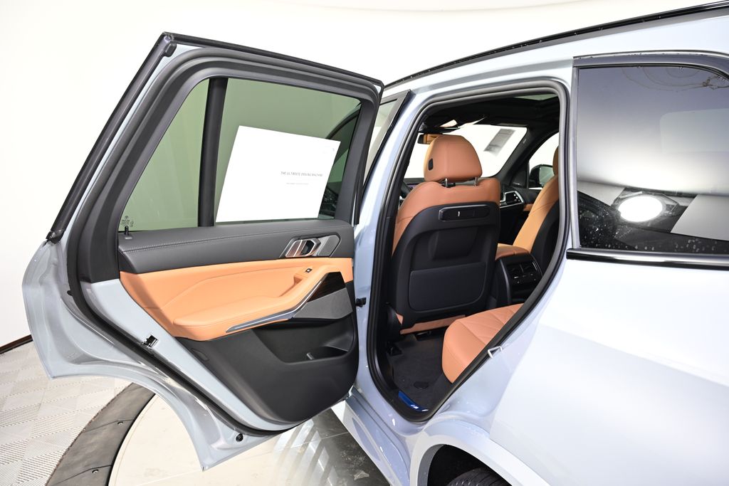 Thumbnail: 2026 BMW X5 - 23