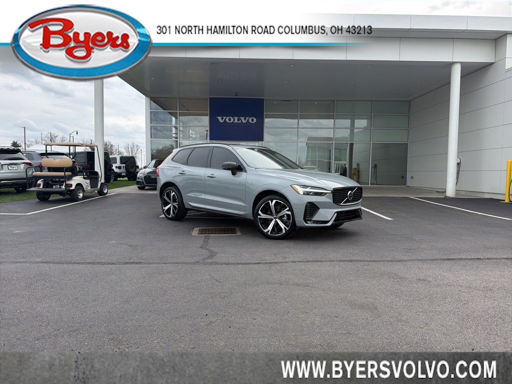 Vapour Gray Metallic 2025 Volvo XC60 B5 Ultra Dark Theme AWD SUV / Crossover All-Wheel Drive Automatic