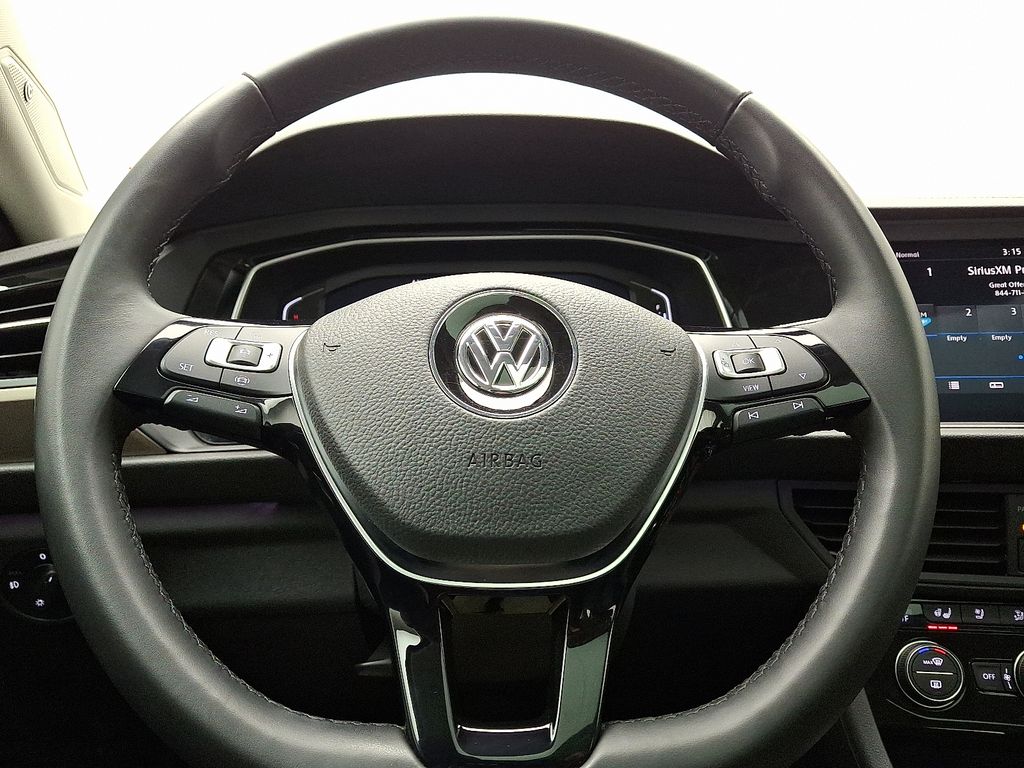 Thumbnail: 2019 Volkswagen Jetta - 21