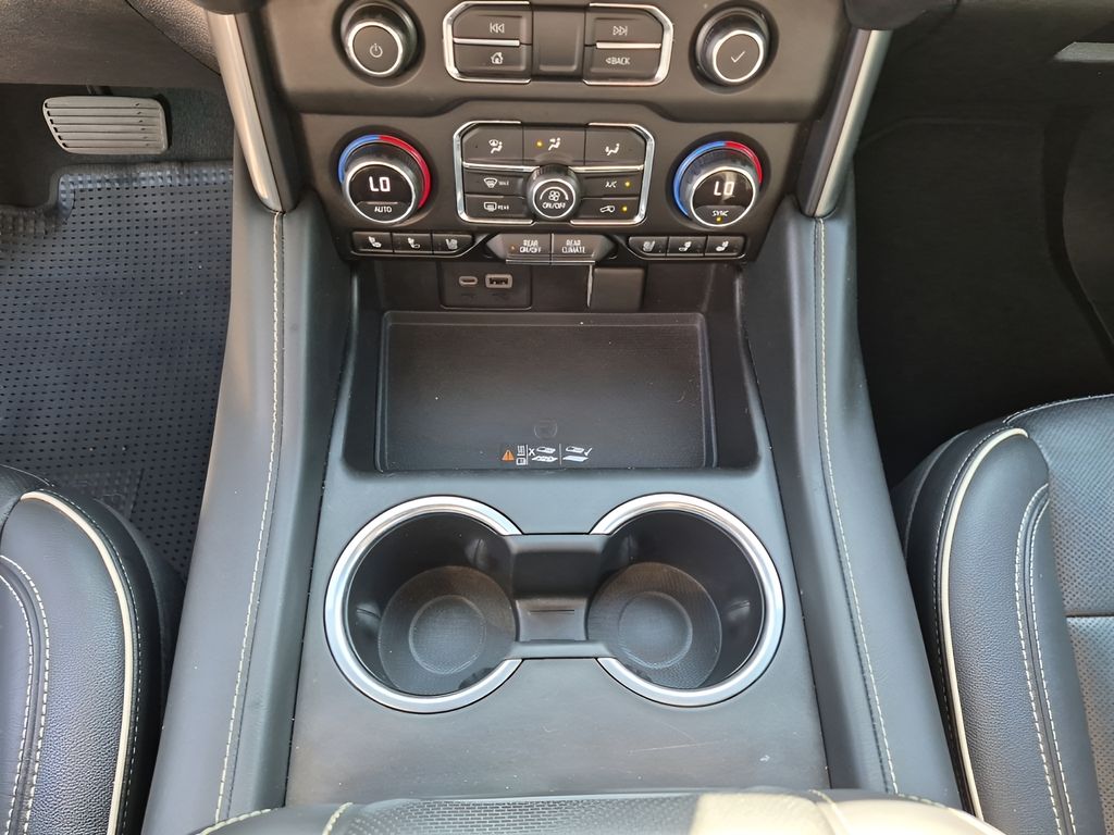 Used Car 2021 Chevrolet Suburban  Premier For Sale Under $40,000 In Austin, Texas