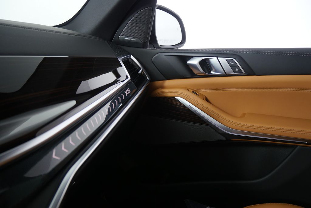 2026 BMW X5 xDrive40i 25