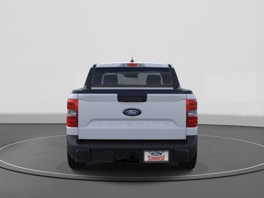 New 2026 Ford Maverick XL 4D Crew Cab