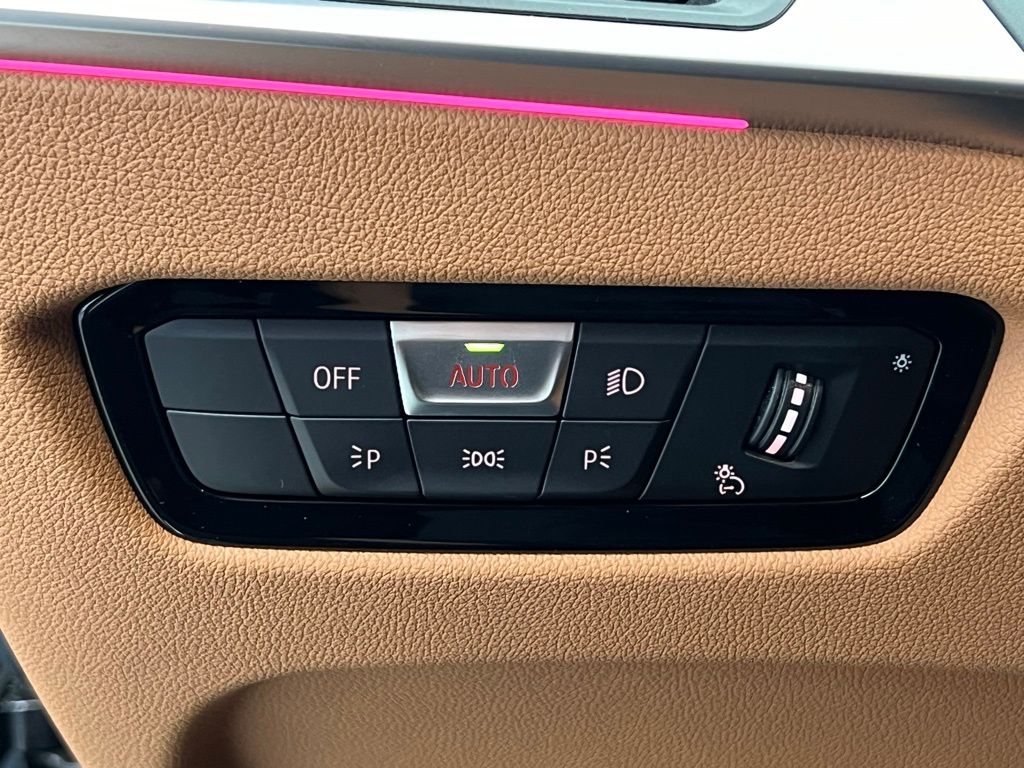 Thumbnail: 2023 BMW 3 Series - 20