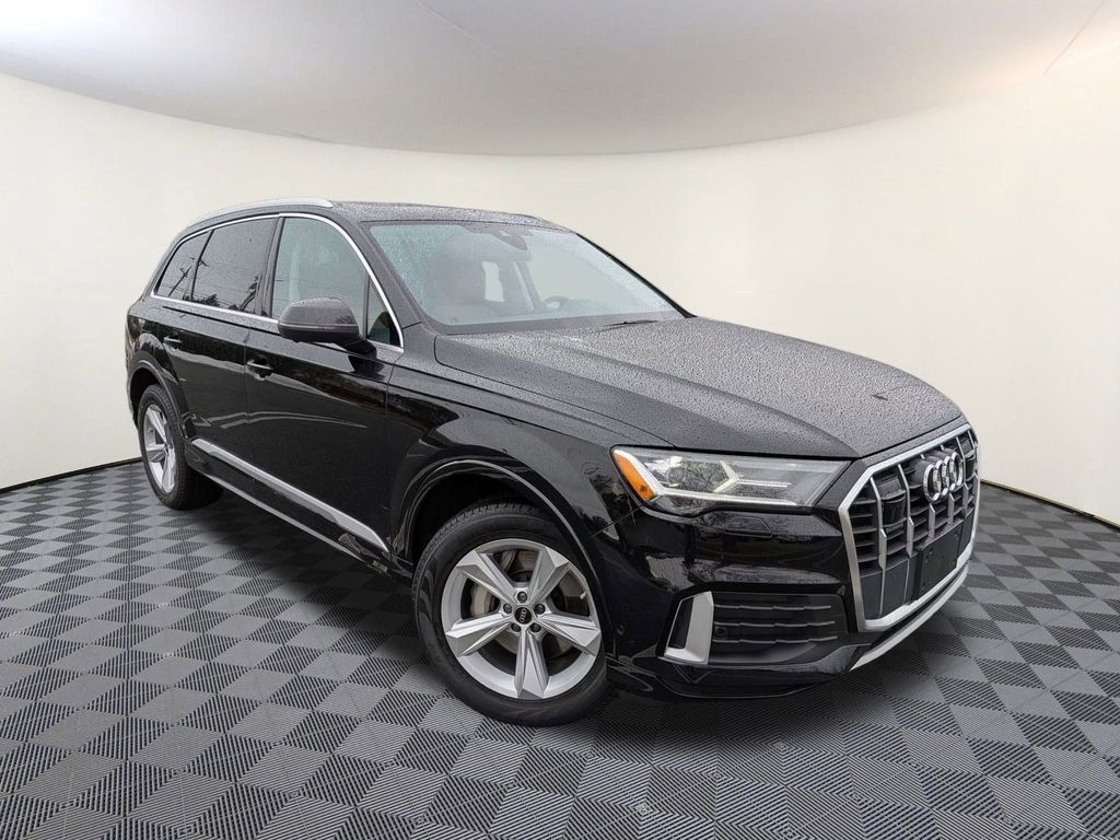2024 Audi Q7 quattro Premium 45 TFSI
