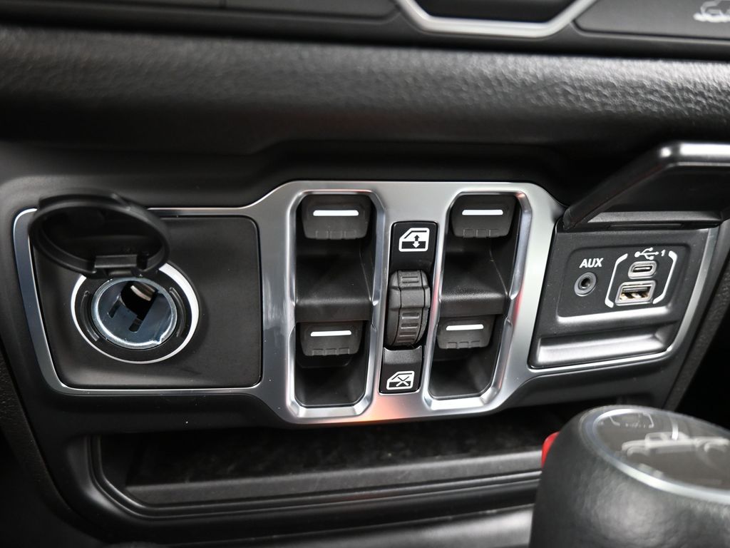 New 2026 Anvil Clearcoat Jeep Sport image 18