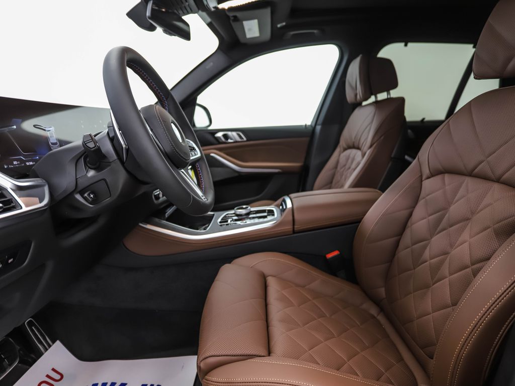 2025 BMW X5 M60i 10